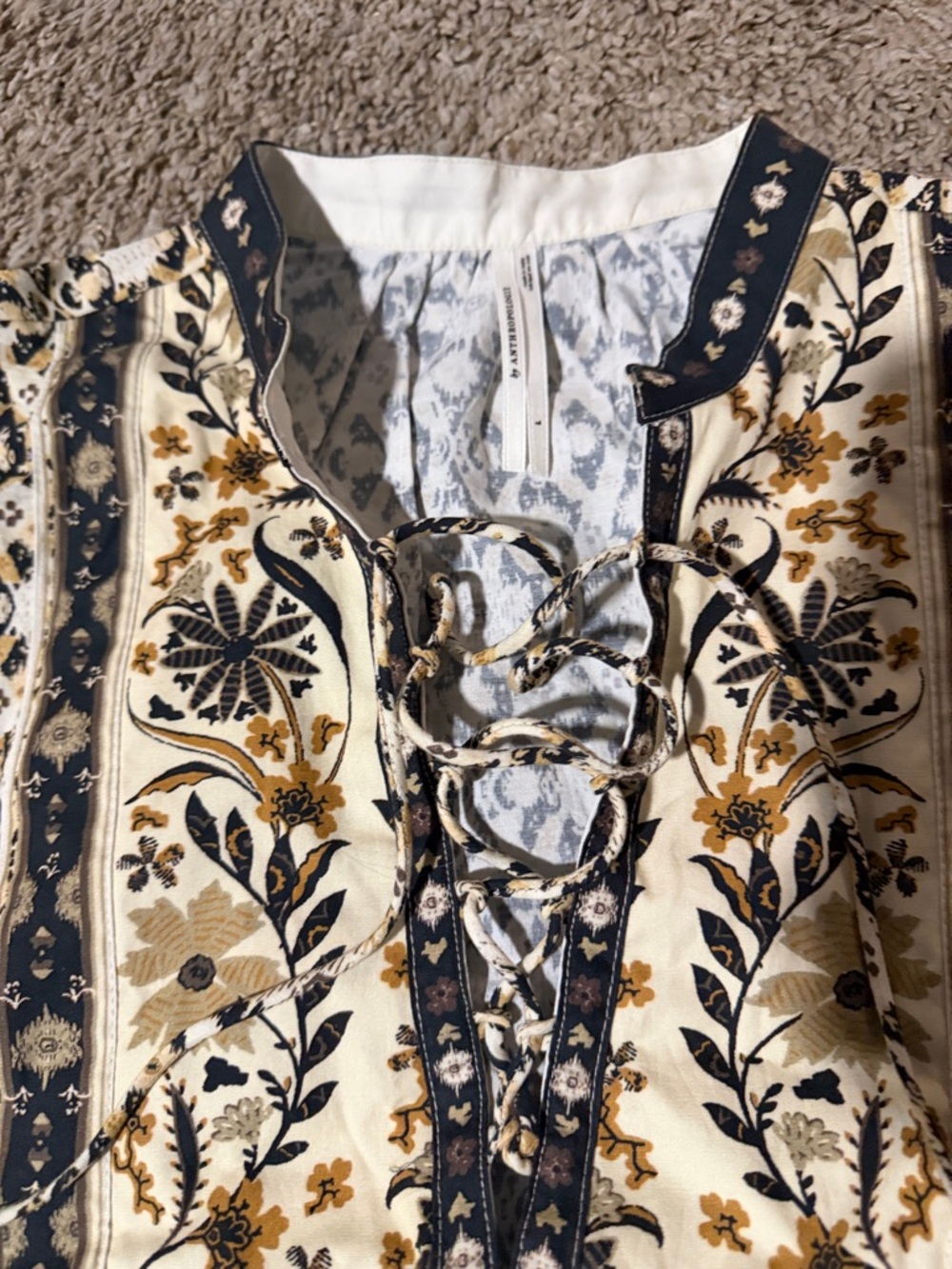 NWOT Anthropologie Lace-Up Floral Peasant Top in Cream, Black and Tan Size L - Picture 5 of 7
